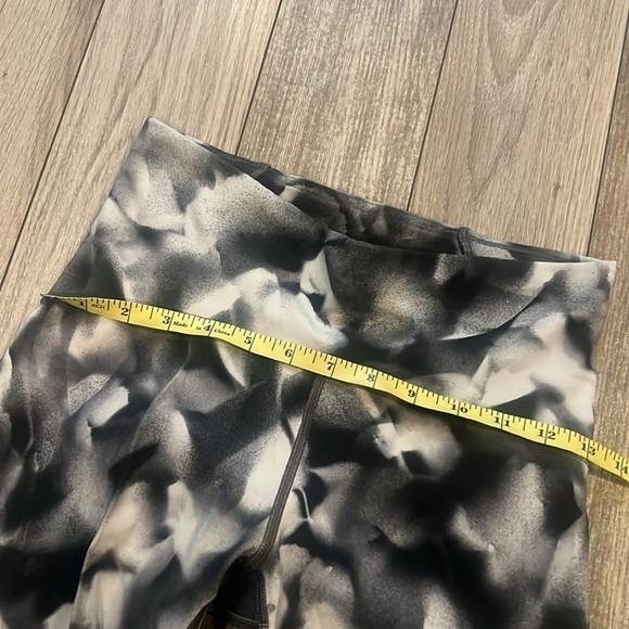 Lululemon Train Times 7/8 Pant 25” Interlaced Starlight Black / Black - Picture 13 of 14